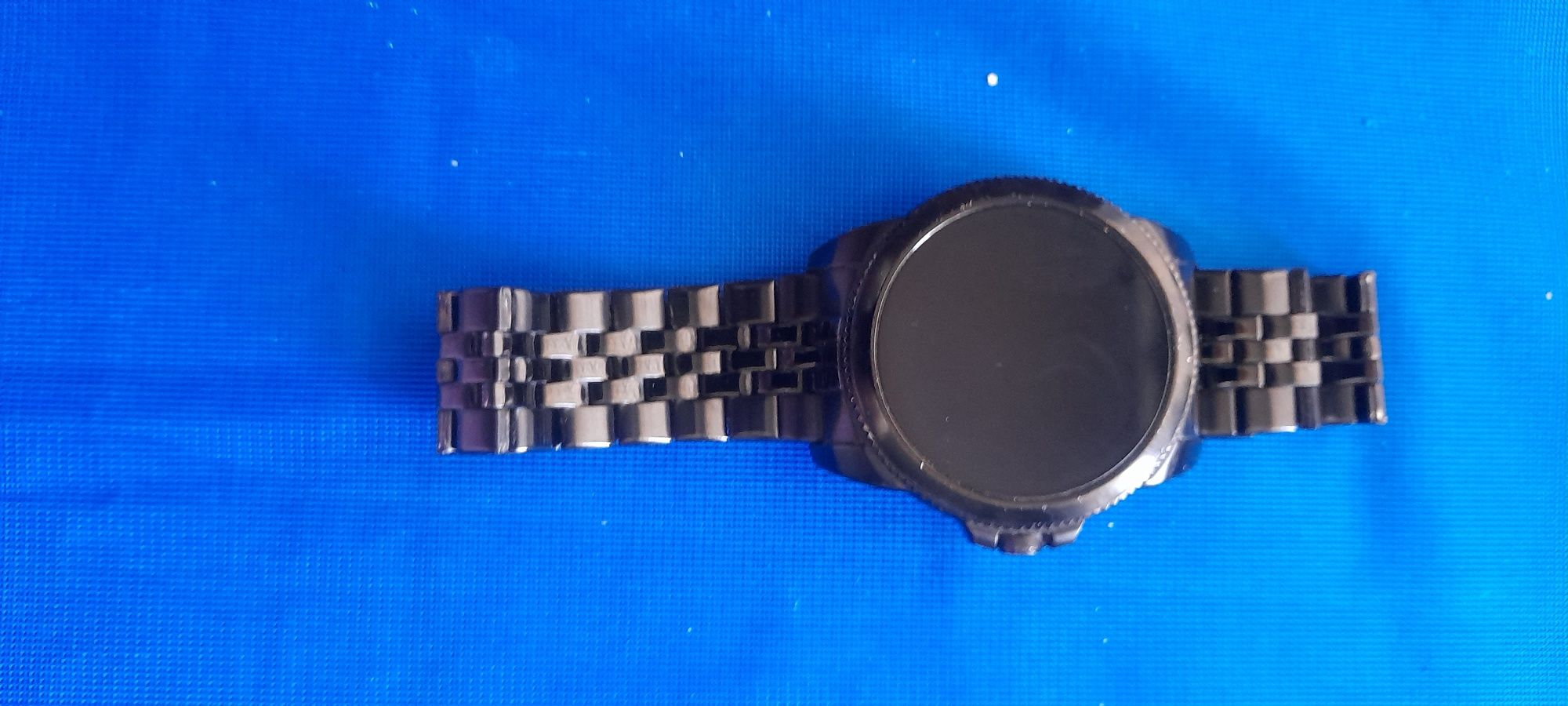 Smartwatch Fossil z bransoletką