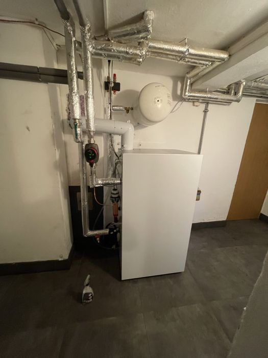 Hydraulik \ Montaż piecy \ ogrzewania\ sanitarka