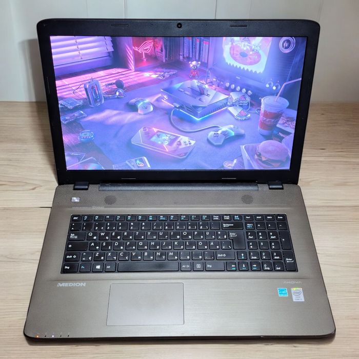 Ноутбук Medion E7416 17,3"