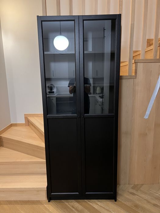 Regał IKEA Billy Oxberg 80x30x202cm czarna szklane drzwi