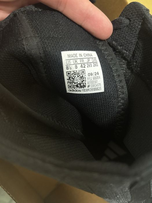 Adidas Box Hog 2.0