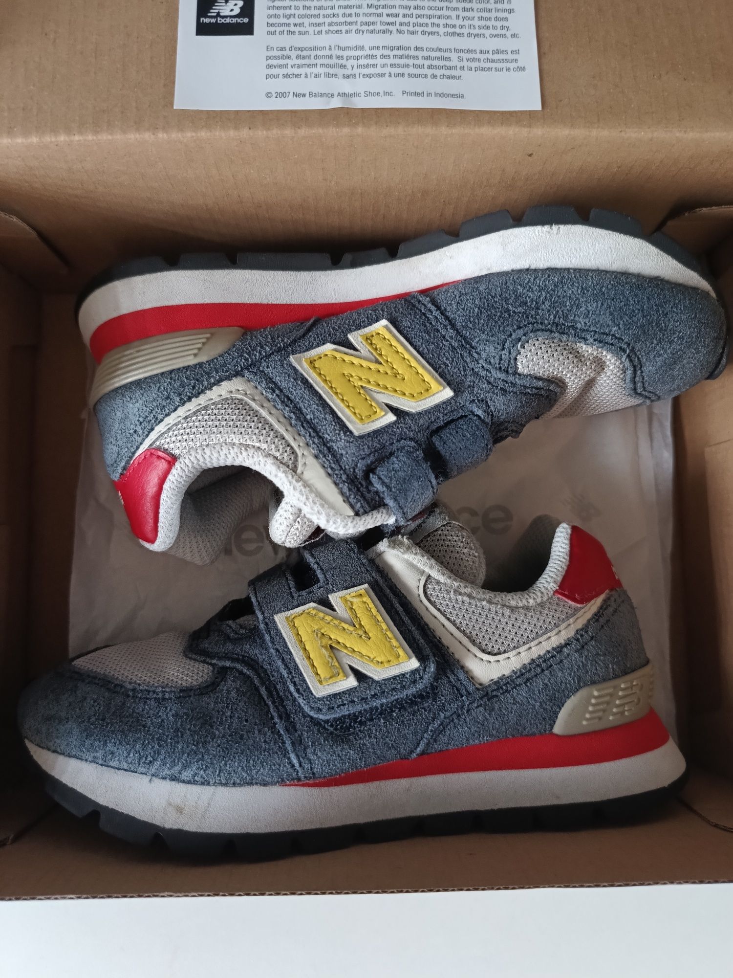 New Balance 28 model 574