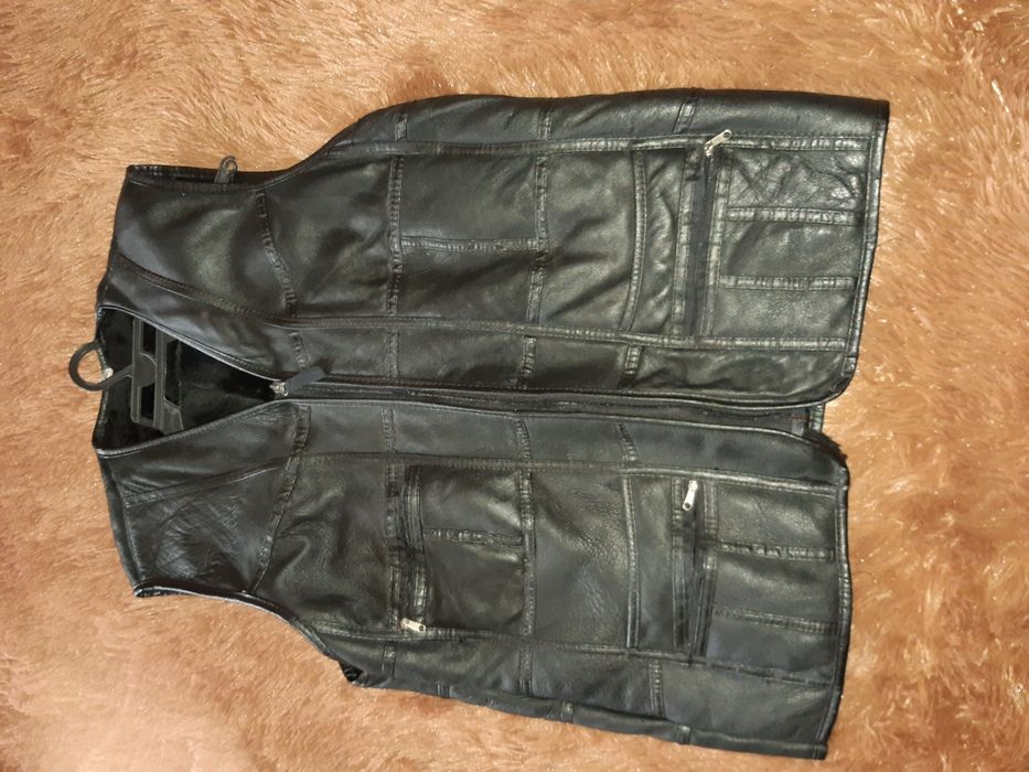 Жилєт чоловічий .