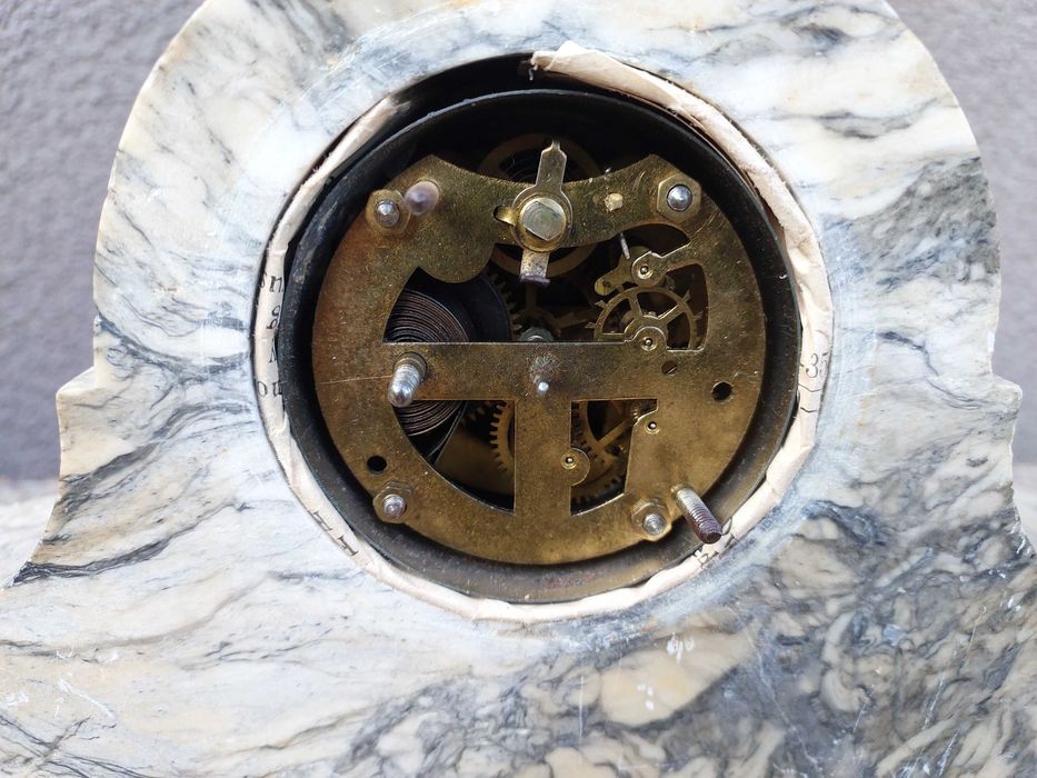 88 Stary zegar kominkowy stołowy chodzik sprawny miniaturka marmurowy