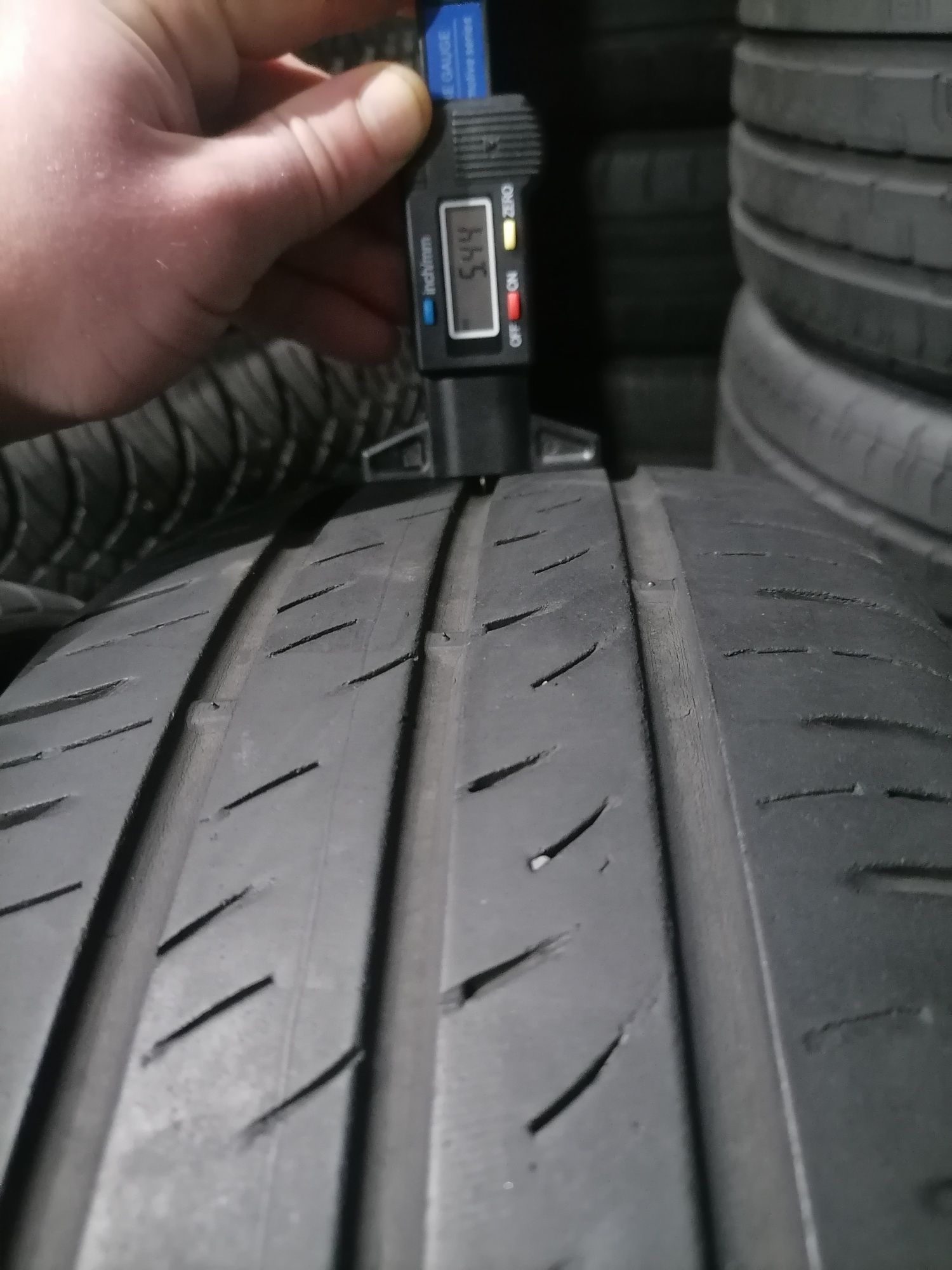 Лтіні Шини БВ 185/60 R15 KUMHO Eco Wing ES01 Склад Погреби