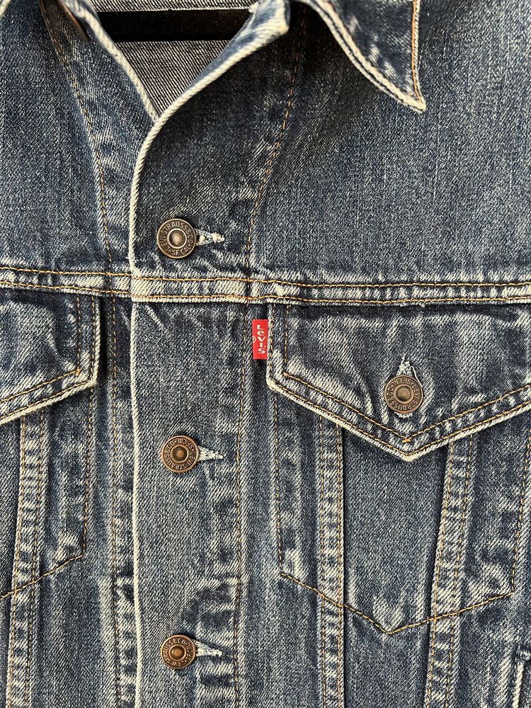 Kurtka jeansowa trucker granatowa Levi’s S