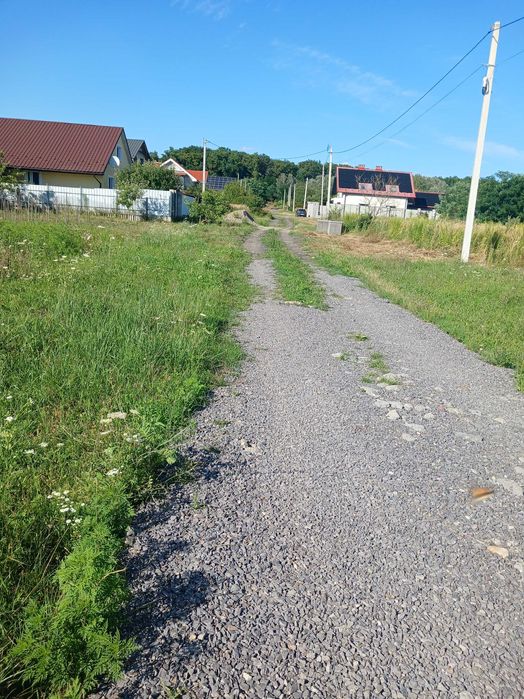 Чудова ділянка 10 соток, район 555. Найкраща ціна !