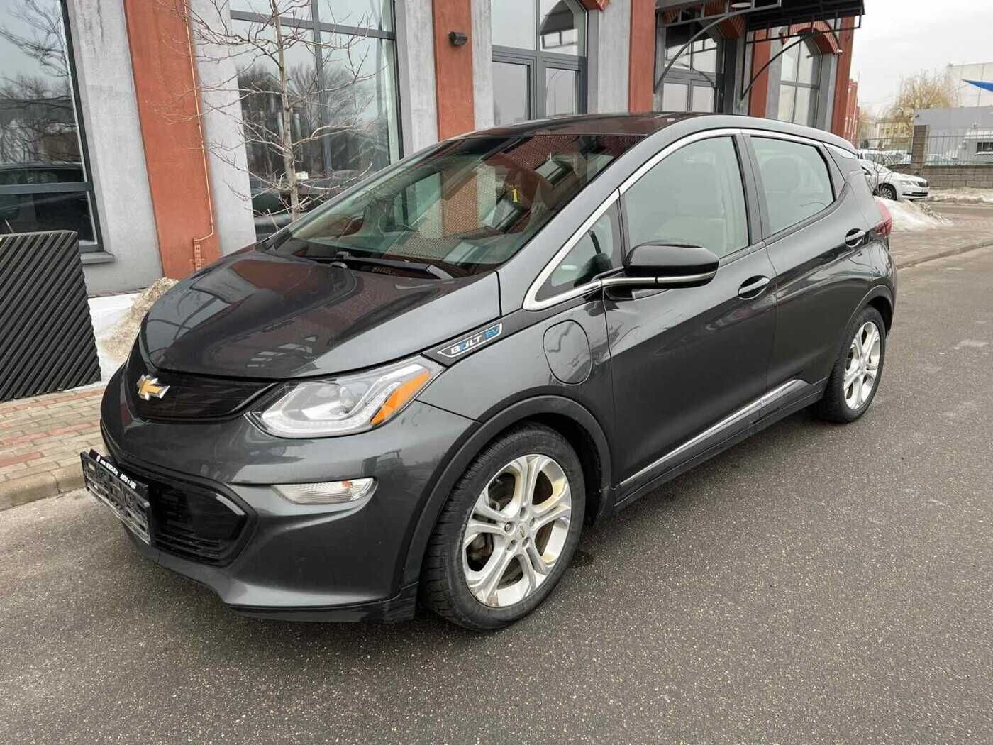 Chevrolet Bolt I, 2017  450 км