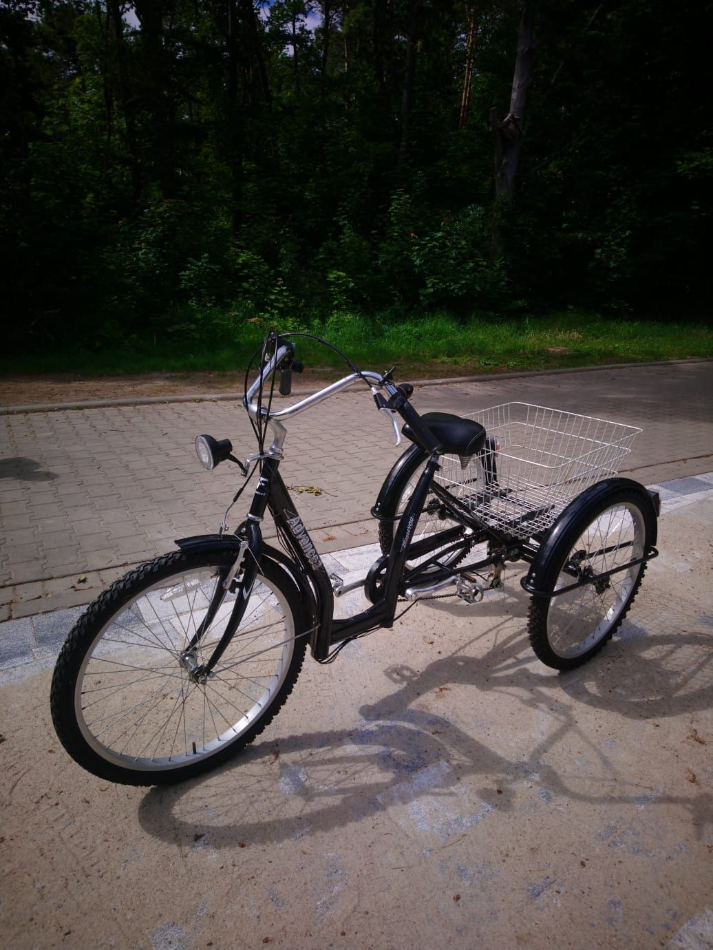 Rower trzykołowy 26" z oświetleniem