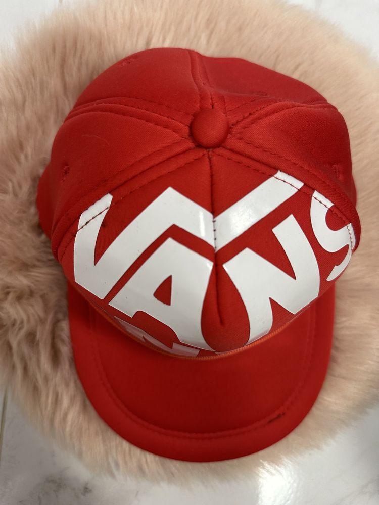 Стильная реперка Vans, кепка, бейсболка, реперка