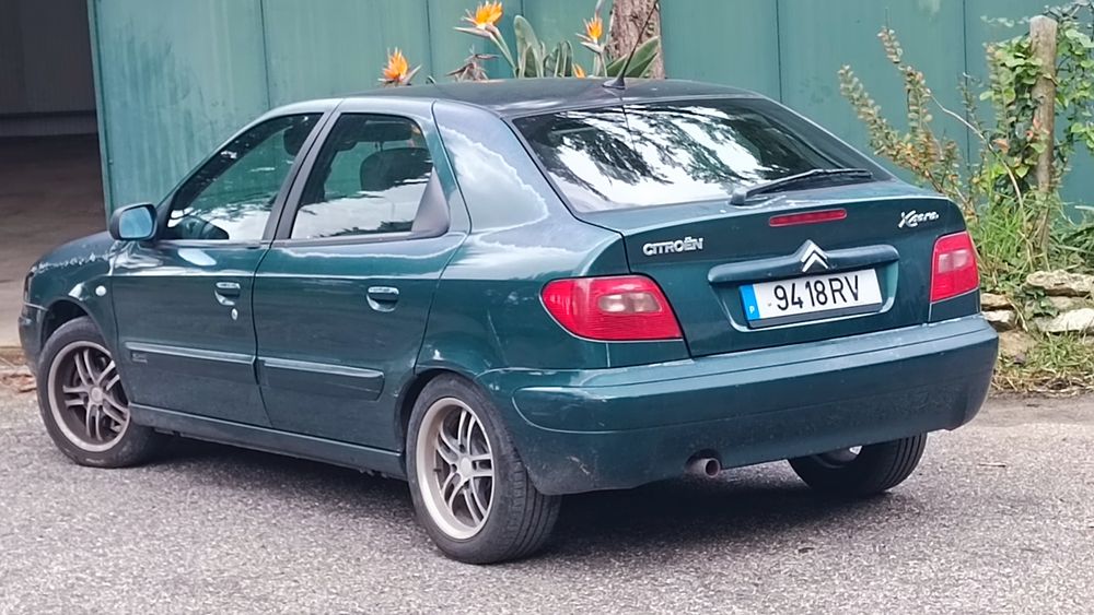 Vendo carro  2001 com 170.000 km