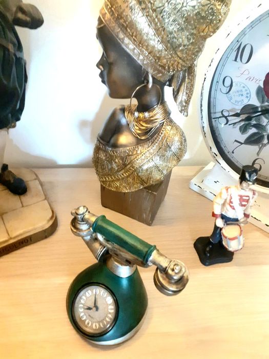 Relogio Antigo Coleção Decorativo Telefone Vintage