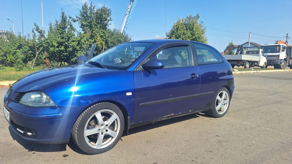 Продаю свою машинку seat Ibiza