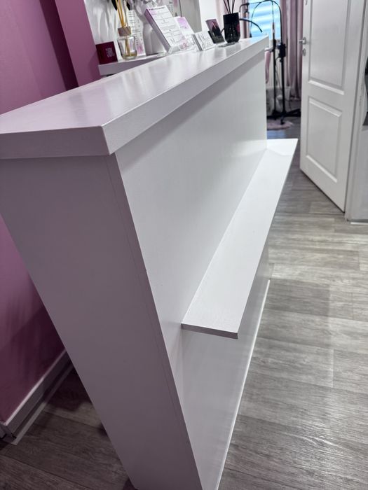 Recepcja salon kosmetyczny
