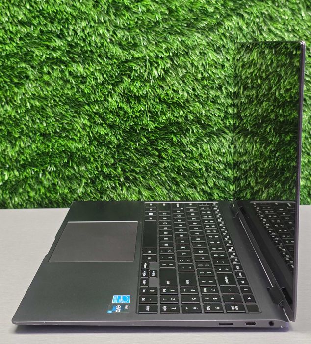 Samsung Galaxy Book 2 Pro 360 15.6" / OLED / i7-1260P/ 8GB/ 512GB