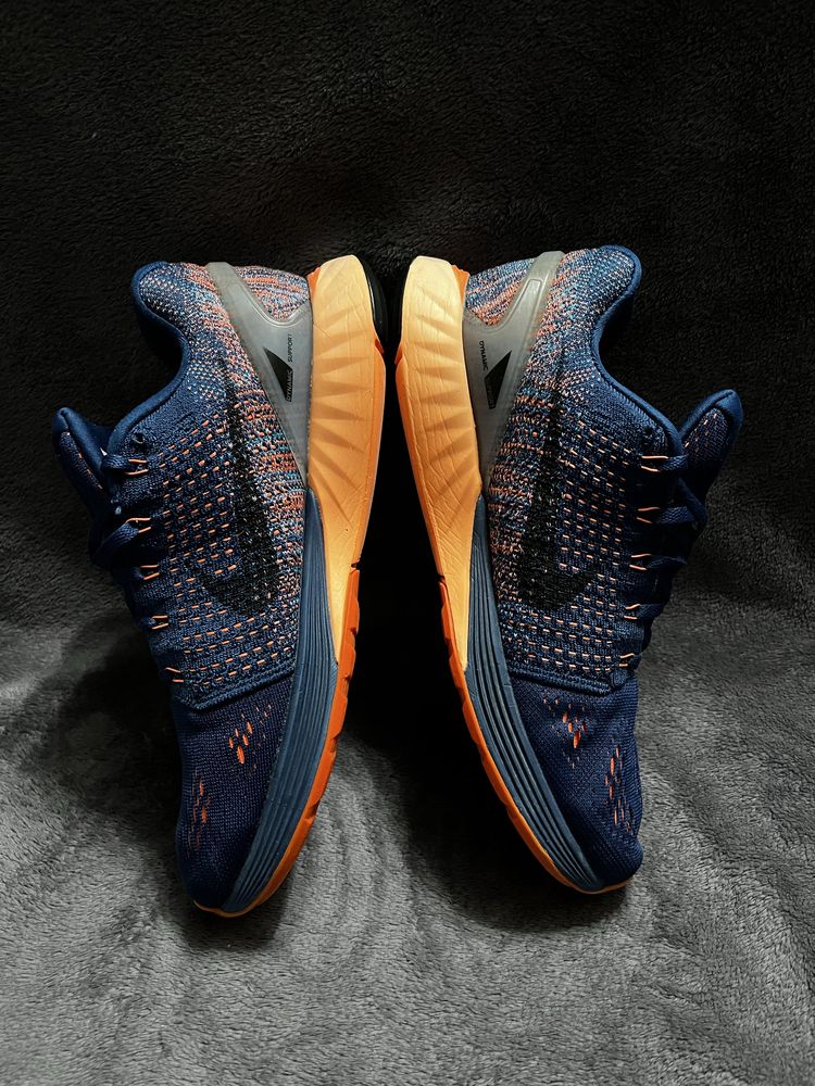 Кроси Nike Lunarglide