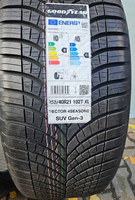255/40R21 goodyear vector 4 season gen-3 SUV