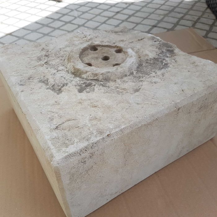 Bebedouro em mármore