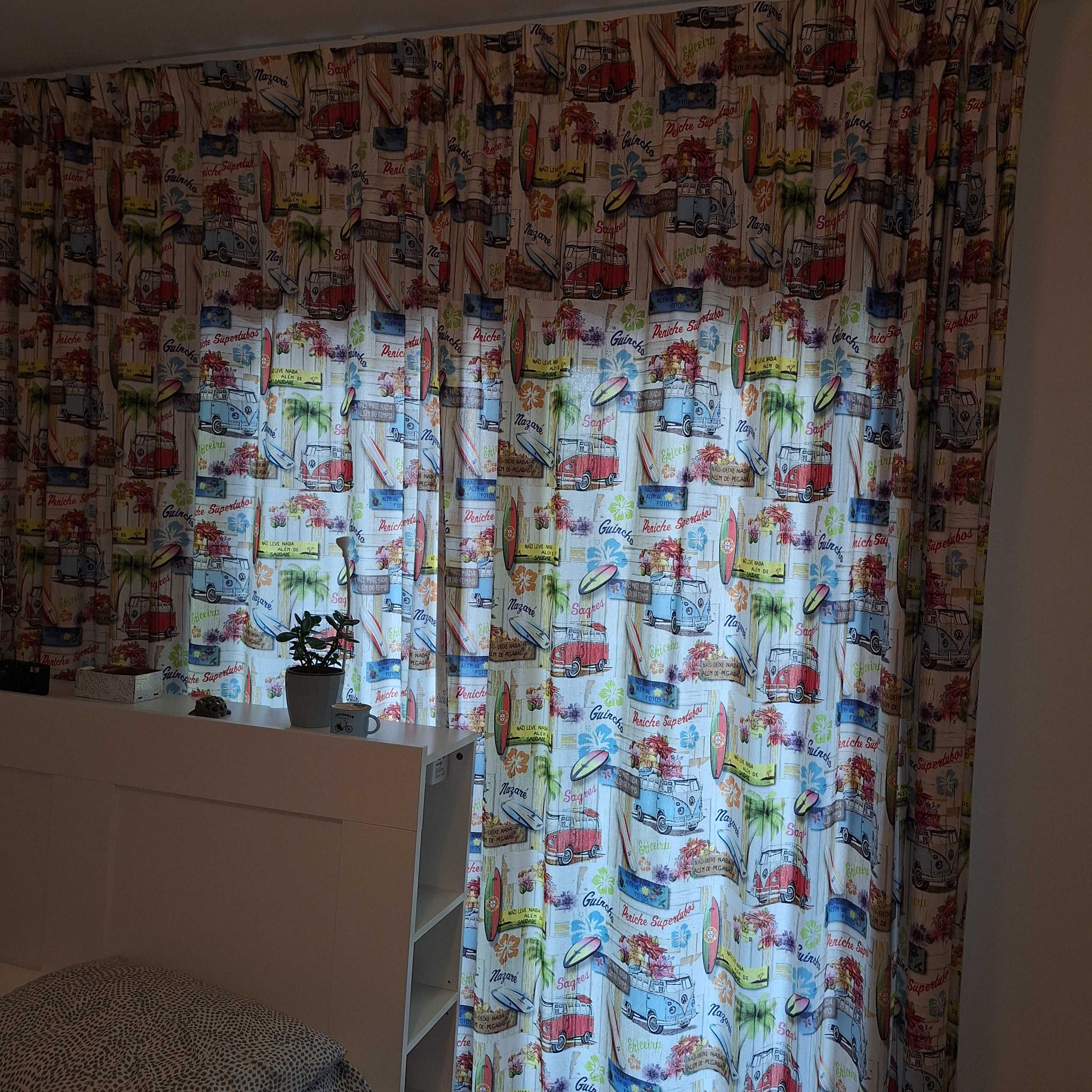 Vários cortinados de quarto e sala