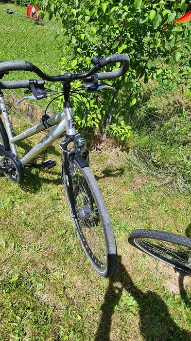 Rower trekkingowy  kola 28 cali osprzęt deore