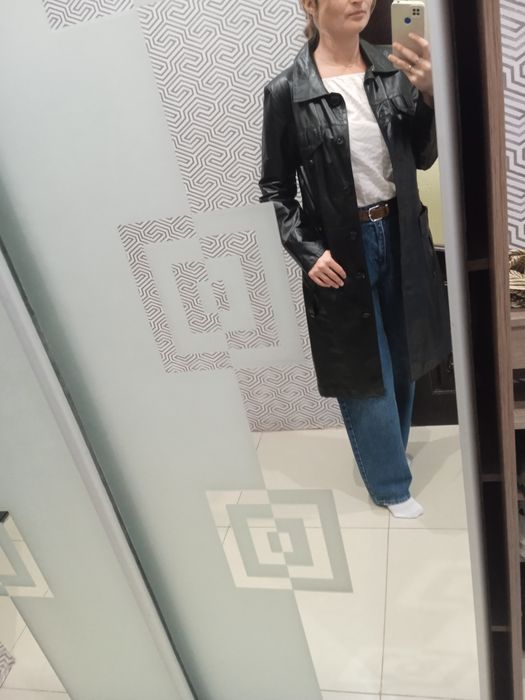 Шкіряний натуральний тренч, плащ чорний Escada Турція