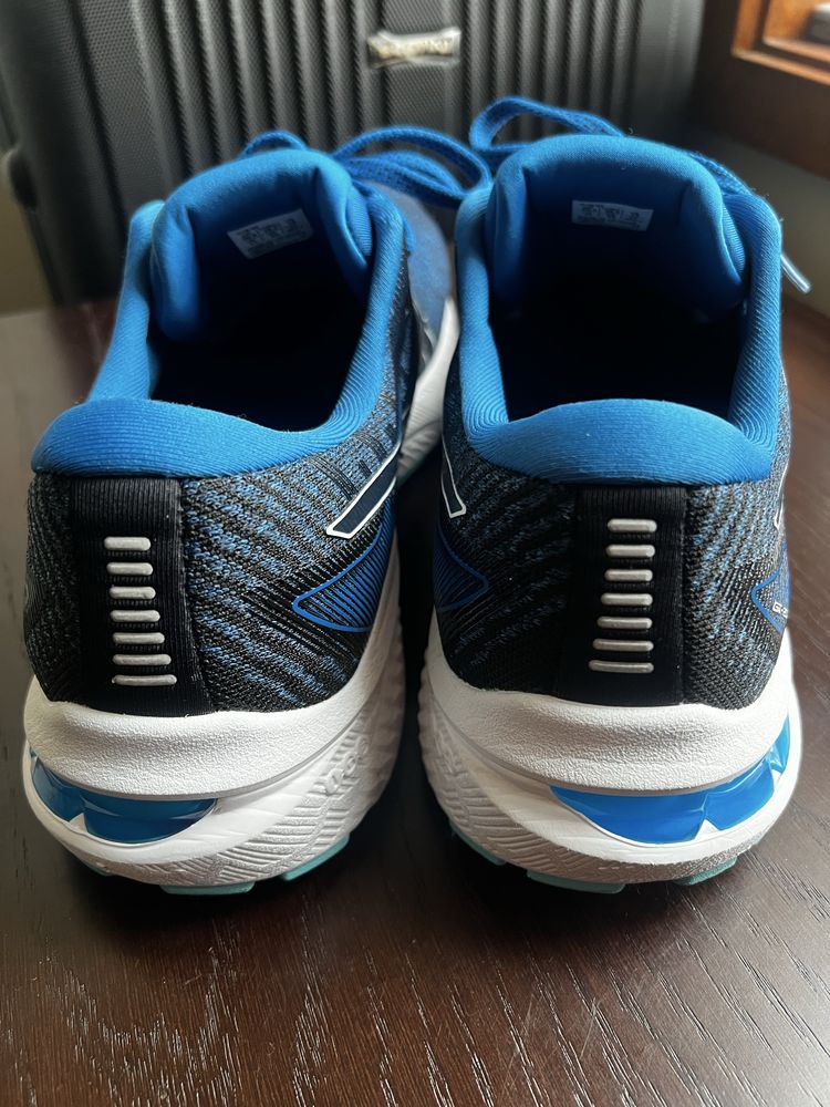 Tenis asics GT 2000 azul novo