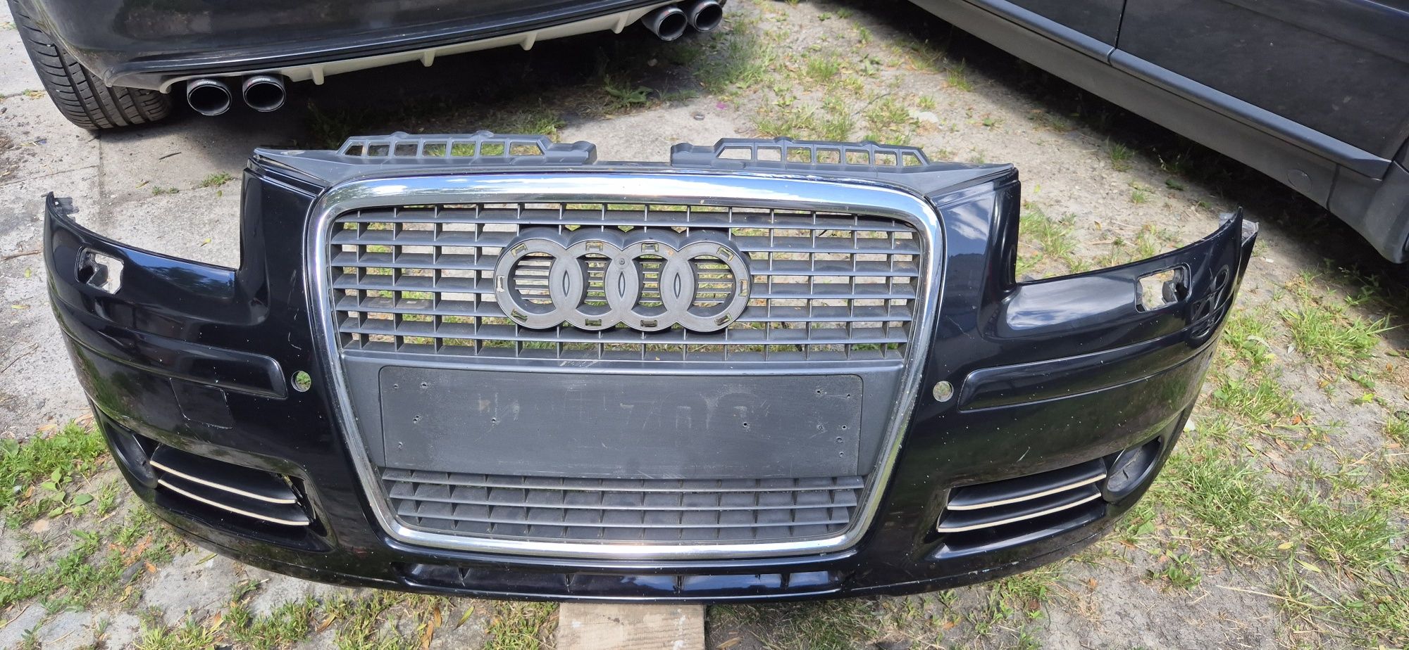 Zderzak audi A3 8P 2005r OEM LZ9Y