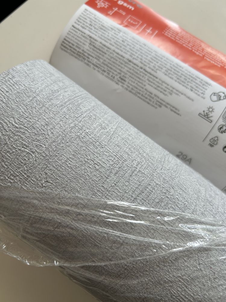 Tapeta winylowa Goodhome teksturowana efekt betonu szara popielata