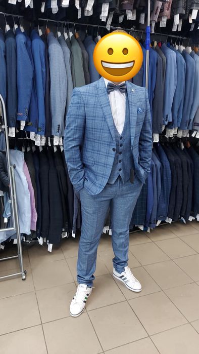 Чоловічий костюм