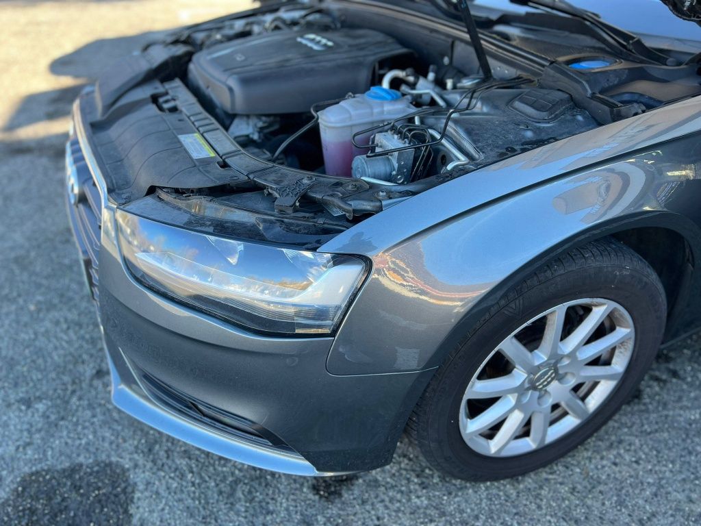 Audi A4 2.0TDI 141,000 KMS Ano 2012