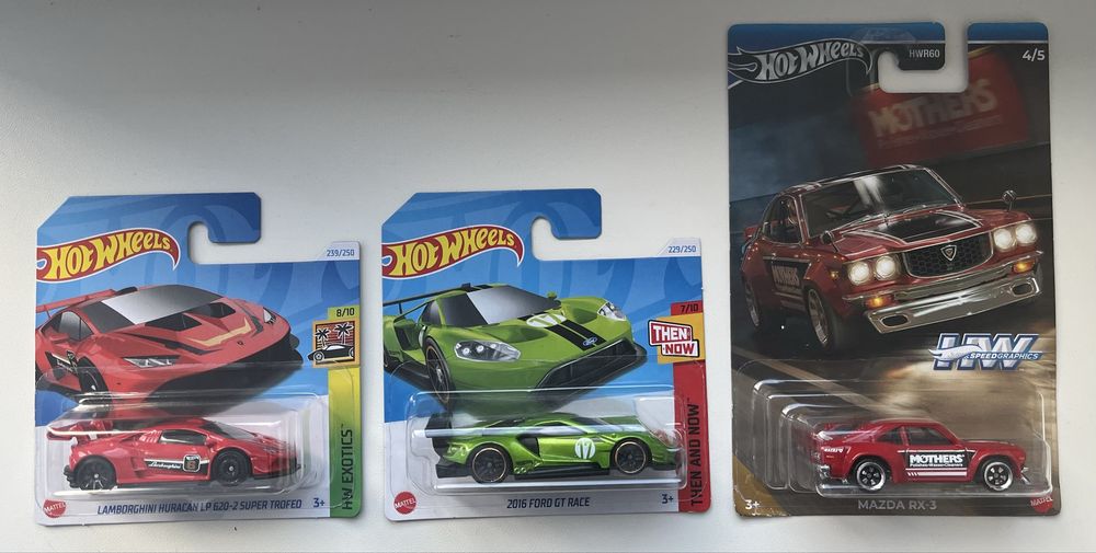 Hot wheels набір