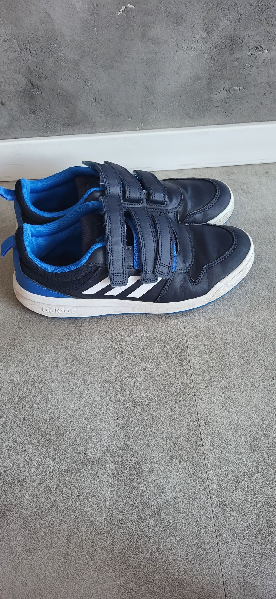 Buty adidas w bdb stanie