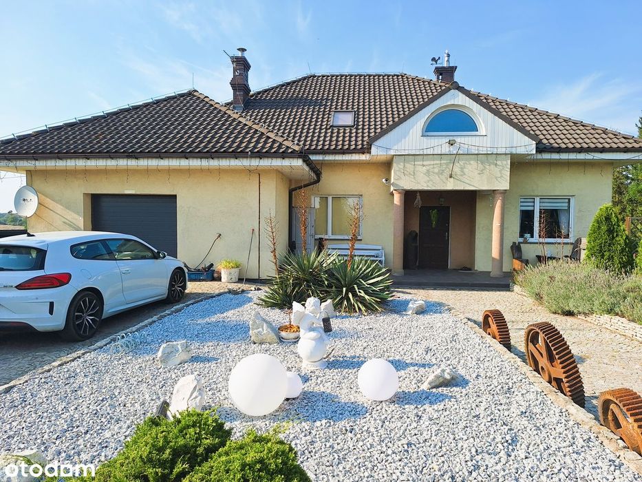 Dom na sprzedaż, 303 m²