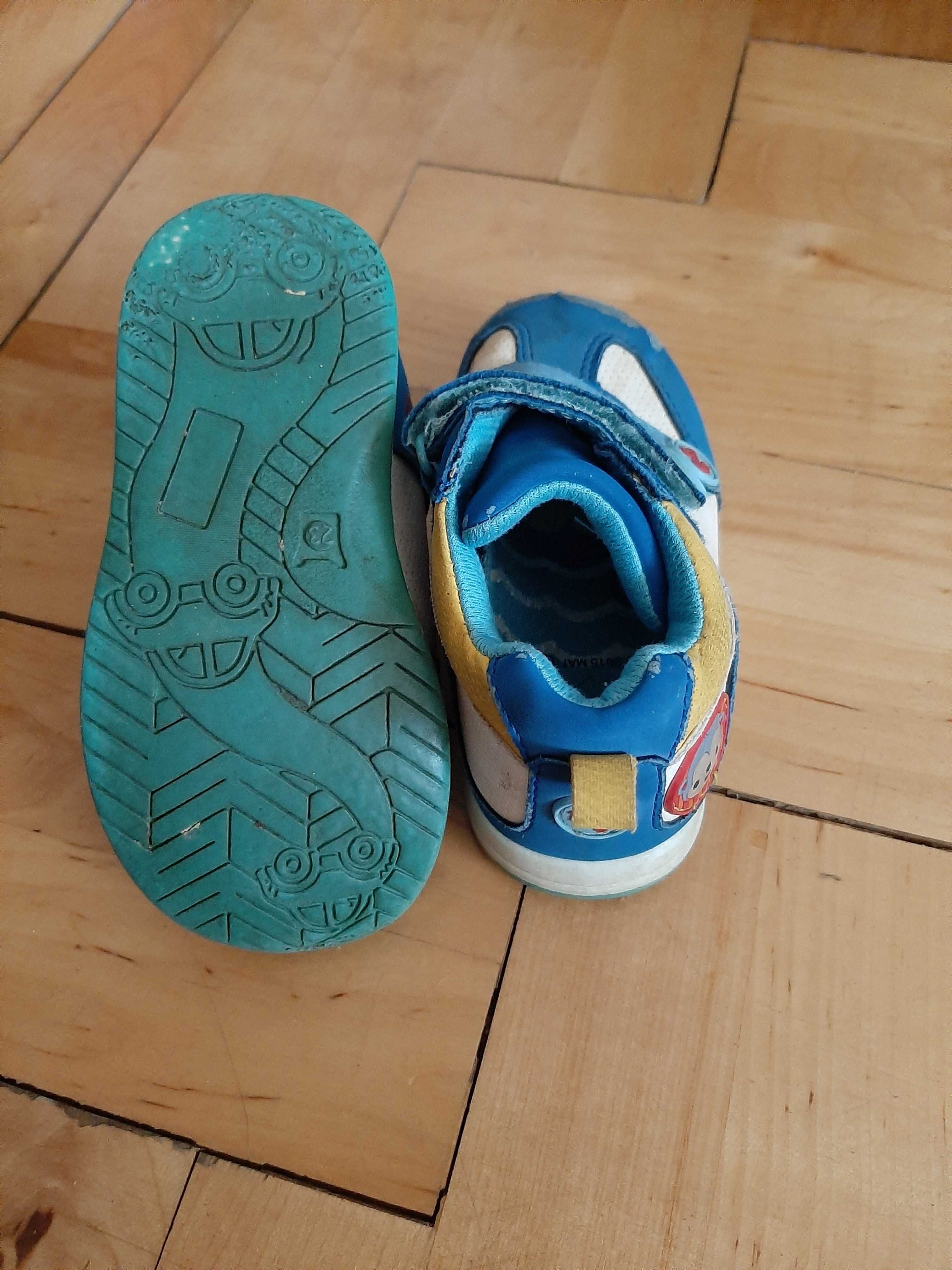 Buty , adidasy, kapcie rozm. 23