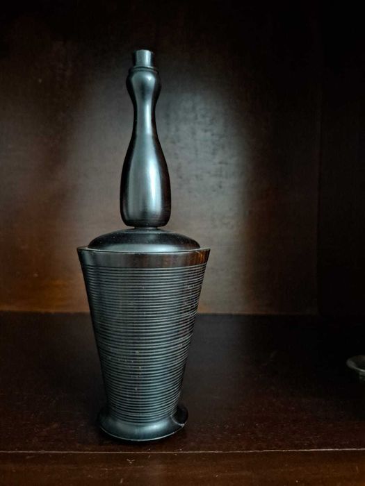 Peça decorativa de madeira