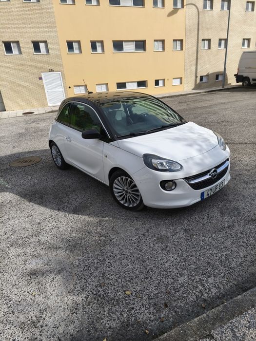 Vende- se Opel Adam