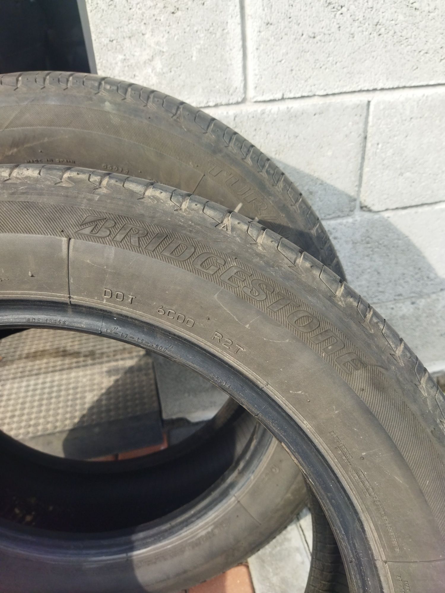 шини Bridgestone 225/55/18