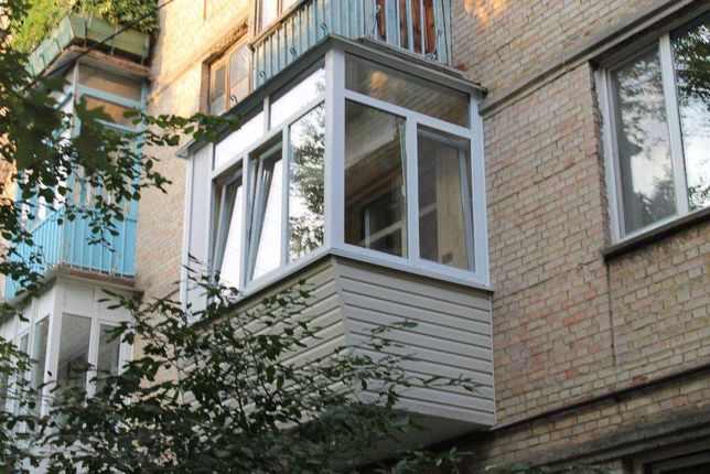 Ремонт балкона в сталинке, обшивка, утепление, остекление, вынос