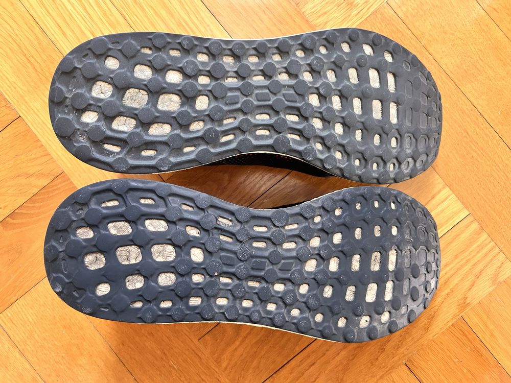 Кросовки для бега adidas response