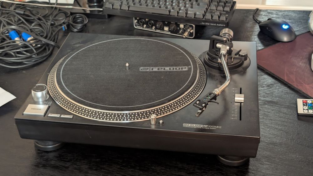 Програвач вінілу Reloop RP-1000 MK2