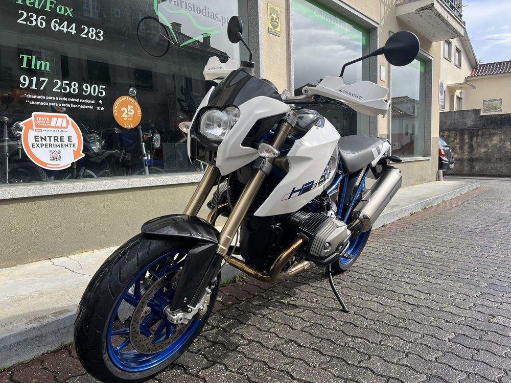 BMW HP2 Mega Moto