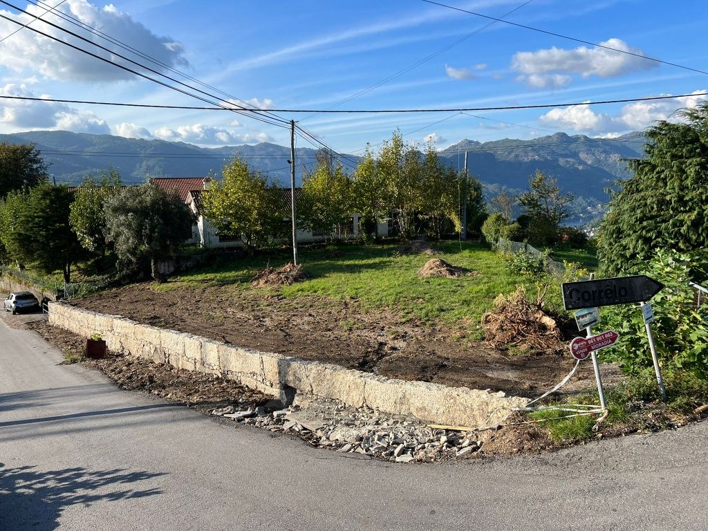 Terreno Ventosa - Rio Caldo - Gerês