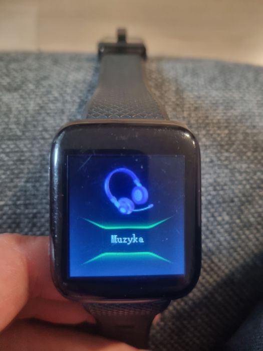 Zegarek usb oraz ładowarka z wieloma portami usb 65w