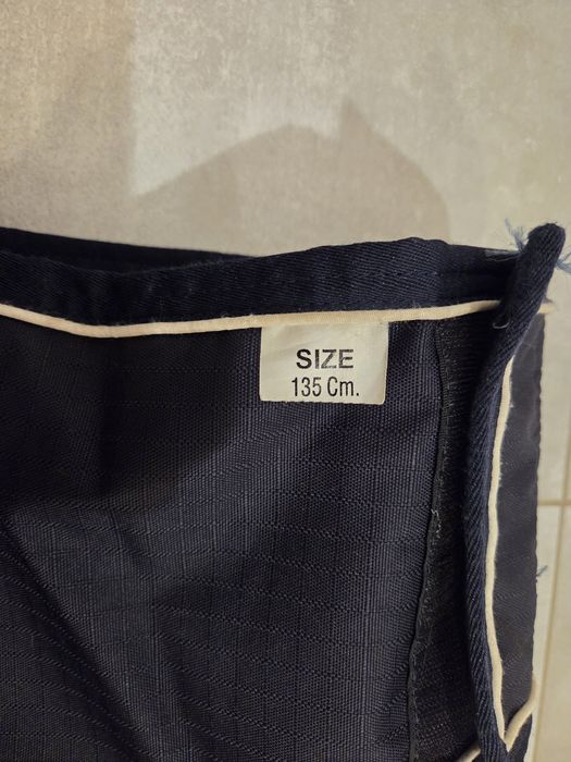 Derka wycięta przeciwdeszczowa ocieplana