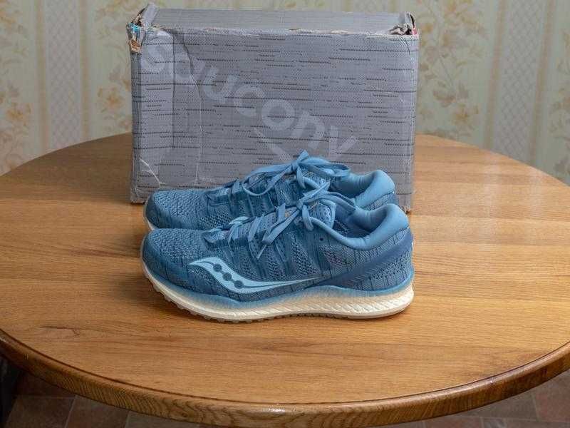 Оригінал! Жіночі бігові кросівки Saucony Freedom ISO 2 . Оригинал