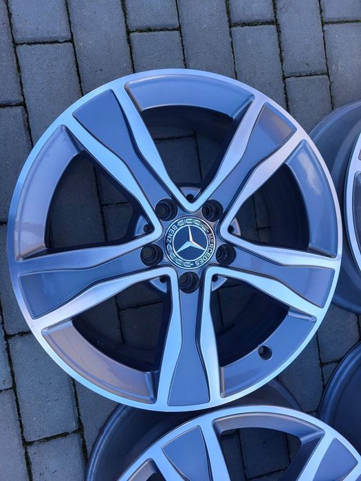 Felgi 7Jx17" Mercedes CKlasa W205 W204 W247 Aklasa W245 W176 W177 W638