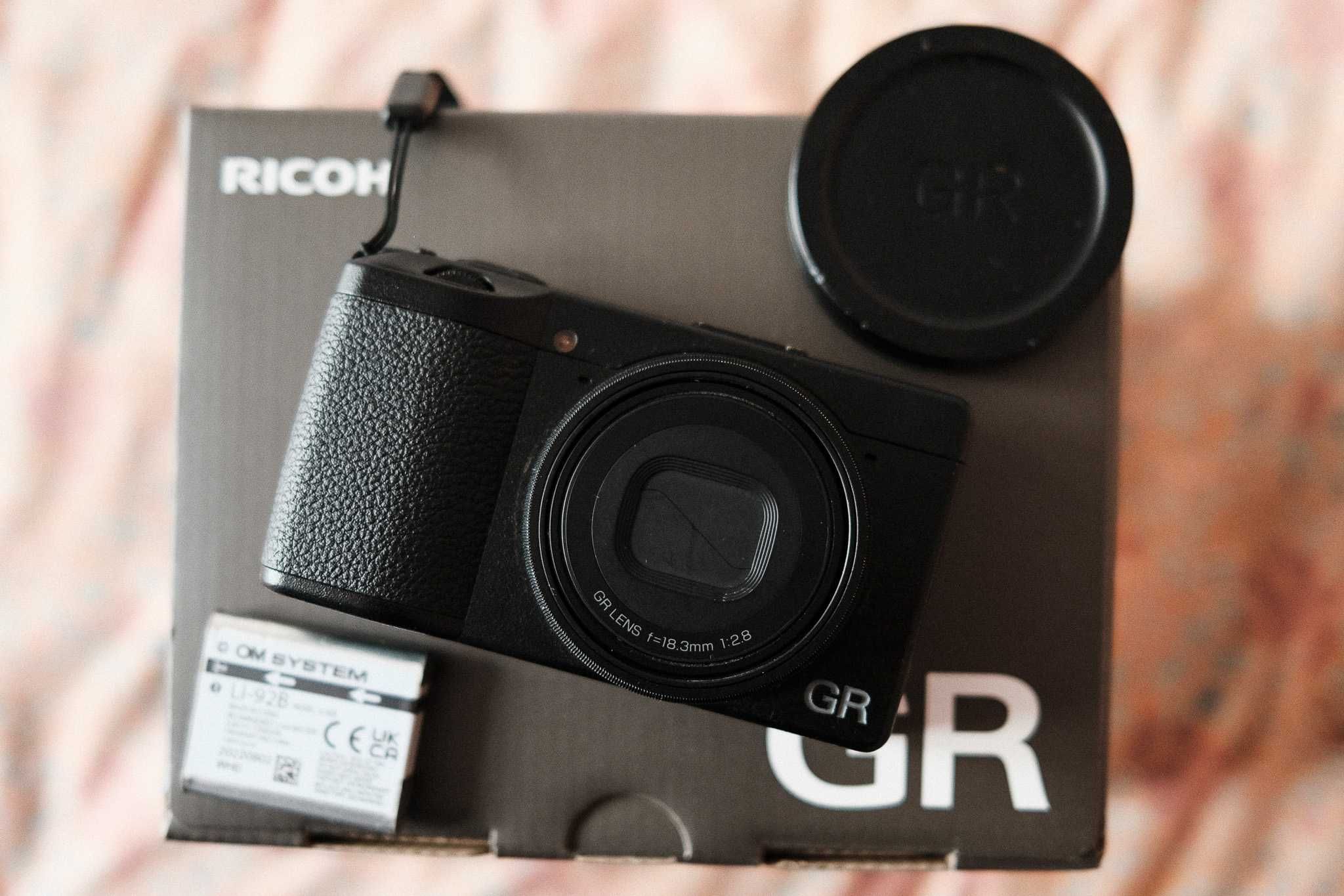 фотокамера Ricoh GR III