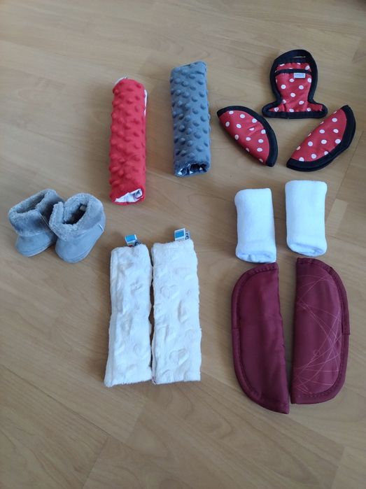 Akcesoria do wózka / Moskitiera na nosidełko / Folia na wózek