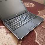 Dell Latitude E7240 8 GB RAM, Intel Core i5, 2,5 GHz, 119 GB SSD,WIN10