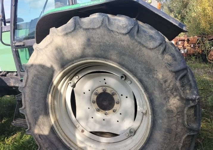 Valtra Valmet 8150 Do Sprowadzenia Tuz Francja